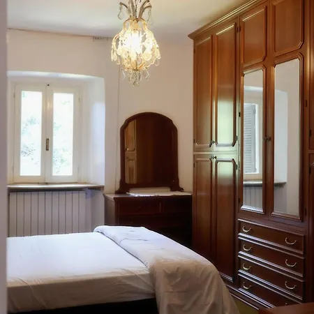 Natura Tra Bosco E Apartment Castelveccana